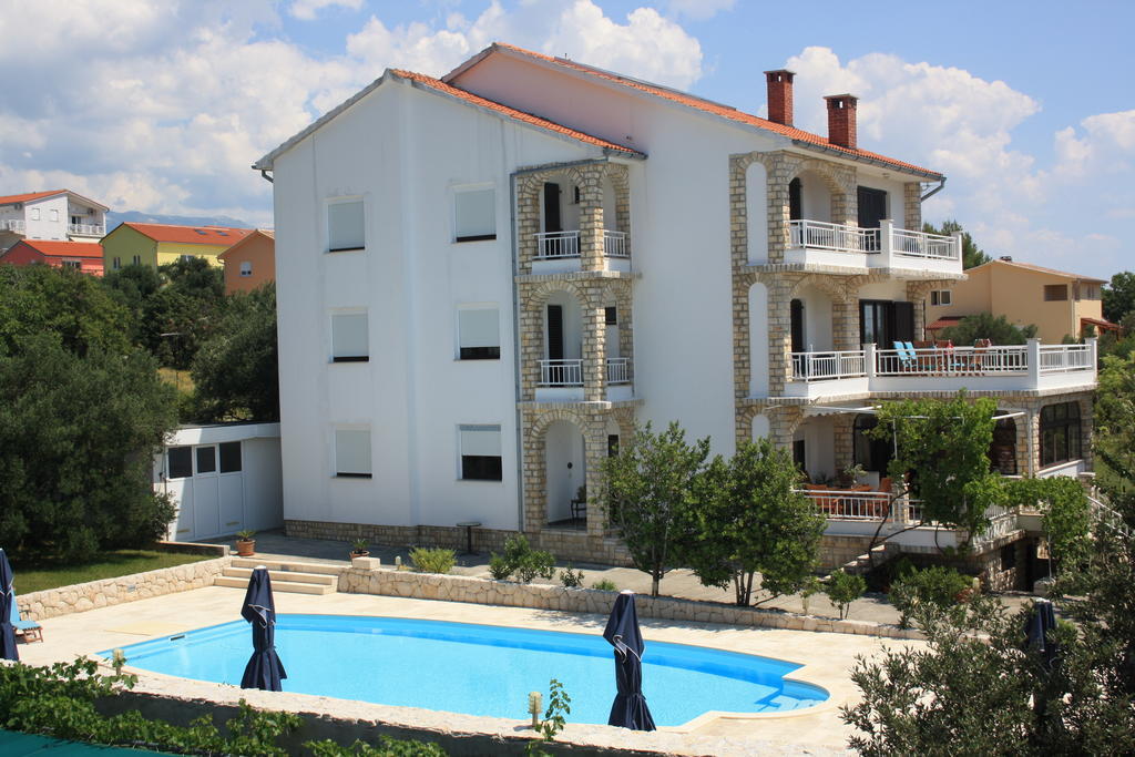 Apartments Villa Olga Rab Town Exterior photo