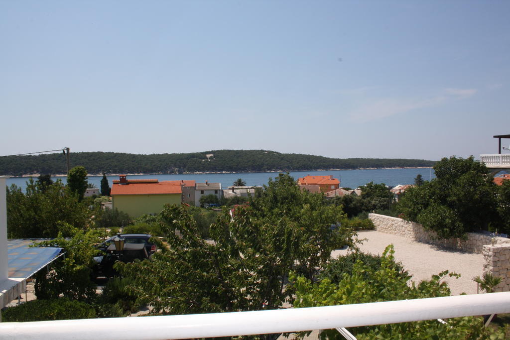 Apartments Villa Olga Rab Town Exterior photo